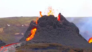 Iceland volcano eruption 2021  captures stunning up close view of eruption