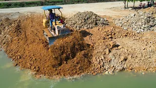 OMG!! Mini Bulldozer KOMATSU Cutting The Ground New Project Landfilling Up Dump Truck Unloading Dirt