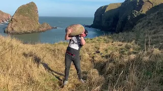 Bullers of Buchan stone (110kg/243lbs/17st) to shoulder: natural stone lifting in Scotland