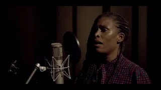 [ELLES]  - Cherokee Louise (session acoustique au studio Pigalle)