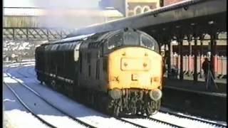 Class 37 37213 shuffling around Newport 8.2.96