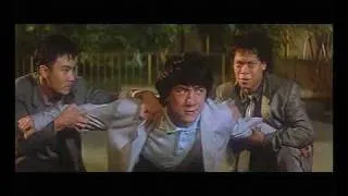 Jackie Chan - SuperPolicia en Apuros - Increible Pelea