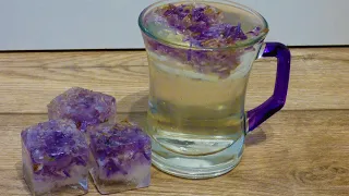 How to make  edible flower ice cubes with lilac