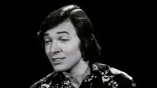 Karel Gott - Táto, zůstaň aspoň do Vánoc (Daddy, Don't You Walk So Fast) 1972