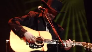 Travis Tritt "500 Miles Away From Home"