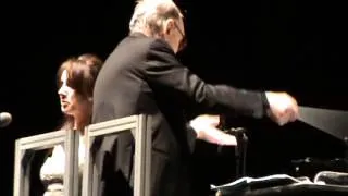 Ennio Morricone  en Bologna, Italy (the Good, the Bad & the Ugly).flv