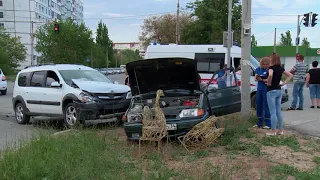 ДТП (авария г. Волжский) ул. Карбышева ул. 40 лет Победы 18-05-2018 16:32