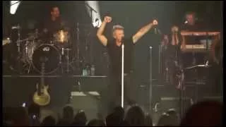 Jon Bon Jovi - Ain't Nothing But A House Party (Red Bank 2014)