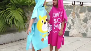 Children poncho hooded beach towel