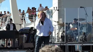 Lou Gramm performing Hot Blooded at RLC X on Feb 16, 2023