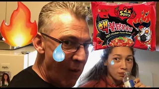 KOREAN SPICY NOODLES CHALLENGE