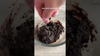 3-ingredient Oreo Chocolate Pie! No eggs, no oven needed