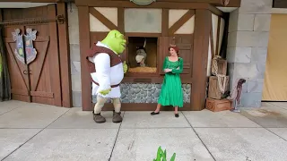 HILARIOUS Donkey, Shrek & Fiona Character Meet & Greet at Universal Studios 2020