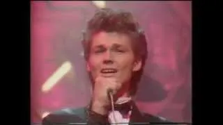 Aha - The sun always shines on tv - Totp original broadcast