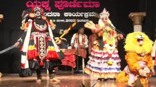 YAKSHAGANA MAHISHASURA BY POORNIMA YATHISH RAI ON FELICITATION DAY FOR GETTING KITTOOR CHENNAMMA PRA