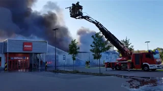 Supermarktbrand in Greifswald/ Rewe und Penny in Flammen