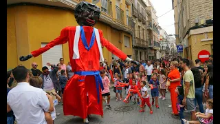 Desfile del XXI Encuentro Nacional de Gigantes y Cabezudos 'Villa de Abarán'