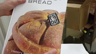 Unboxing Modernist Bread