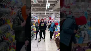 🤣 Социальный эксперимент ( СЛЕПОЙ) #shorts