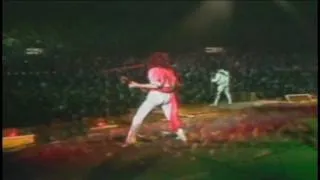 Queen - Intro/Tie Your Mother Down [Rock In Rio '85]