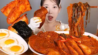 불타는 목요일엔🔥 껍항정살 넣은 매운 실비 김치찜 먹방 Spicy Braised Kimchi Pork Belly [eating show] mukbang korean food