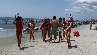 Kiss or Slap *BEACH EDITION*