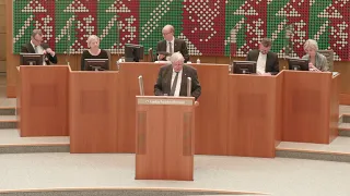 Gesundheitsminister Karl-Josef Laumann unterrichtet den Landtag Nordrhein-Westfalen zur aktuellen...