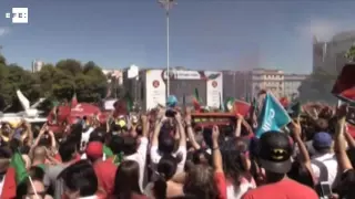 Campeã da Eurocopa, seleção de Portugal é recebida com festa em Lisboa