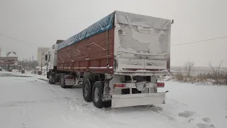 Зерновоз зимой. Пять месяцев буду ждать. Я стою, а Вы возите✊ Более подробно рассказал о Буратино.