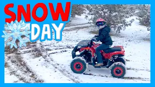 RIDING ATVS IN THE SNOW ❄ Kids Riding Quads In The Snow