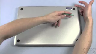 17-inch MacBook Pro Early 2009 Hard Drive/SSD Installation Video
