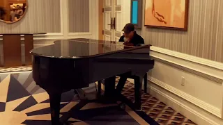 Found a piano at this hotel