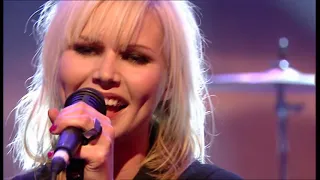 The Cardigans - My Favorite Game (Live Jools Holland 1999) (HD)