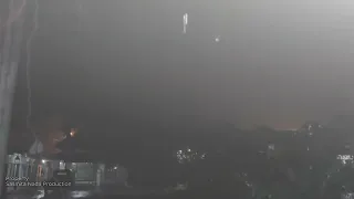 THE SOUNDS OF HEAVY RAIN LIGHTNING LUCKY MAKE SLEEP MEDICINE FOR INSOMNIA ASMR RAIN SOUNDS OF NATURE