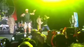 Public Enemy live " Rebel without a pause