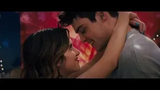 The Perfect Date | Noah Centineo Laura Marano