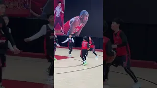 Shaq vs her litter brother playing basketball