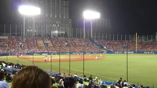 神宮球場なのに、この迫力！！広島のチャンテがえぐすぎる。