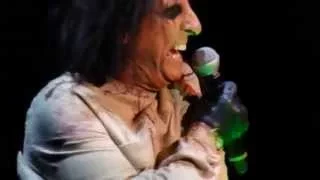 Alice Cooper "Ballad Of Dwight Fry" & "Killer" St.Paul,Mn 8/5/15 HD