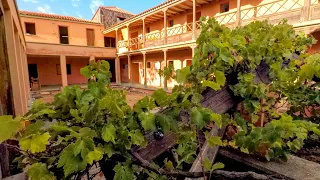 HAY ELECTRICIDAD en el SÓTANO de este HOTEL ABANDONADO | Lugares Abandonados y URBEX