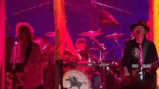 Neil Young - Cinnamon Girl - Birmingham LG Arena - 11 June 2013