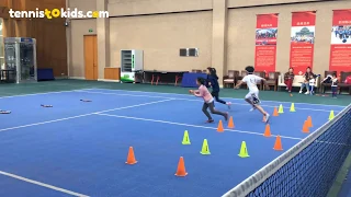 Warm up tennis game for children - Unveil the cone