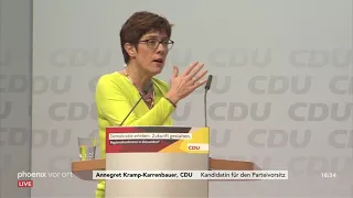 Annegret Kramp-Karrenbauer bei der Regionalkonferenz der CDU in Düsseldorf am 28.11.18