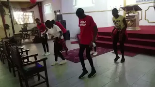 Miracle no dey tire Jesus by Moses Bliss.  Dance by Abundant grace Teens.