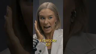 «Папа! Я сваливаю из универа и еду на comedy battle!» - Женя Искандарова #ЖенскийСтендап #shorts