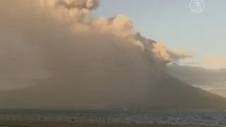 Вулкан Сакурадзима выбросил пепел на высоту 5 км (новости)