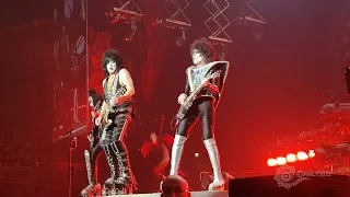 Kiss - Lick It Up - Ziggo Dome Amsterdam - 21 - 07 - 2022 #EndOfTheRoad