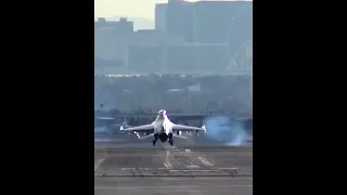 F-16 Landing vs Navy F-18 Landing