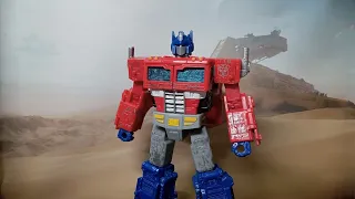 Transformers Optimus Prime War For Cybertron Siege Transform Stop Motion