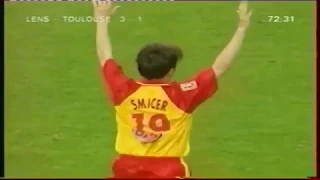 En pleurs, Vladimir Smicer sort sous l'ovation du stade Bollaert pour son dernier match ! (29/05/99)